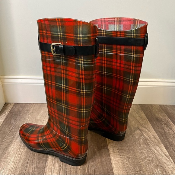 Lauren by Ralph Laurent High Shaft Black & Red Plaid Rainboots with box - Picture 5 of 13
